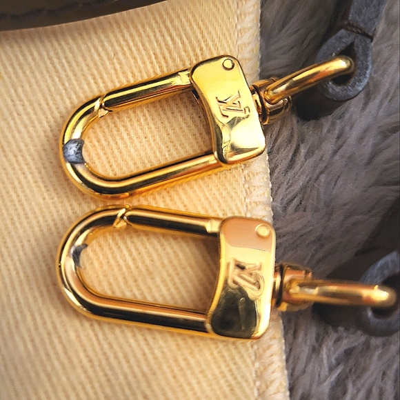 Authentic Louis Vuitton Alma BB in Damier Ebene - Picture 5 of 17